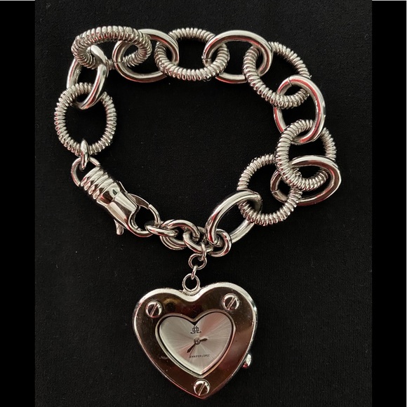 Jennifer Lopez Watch - Picture 2 of 4